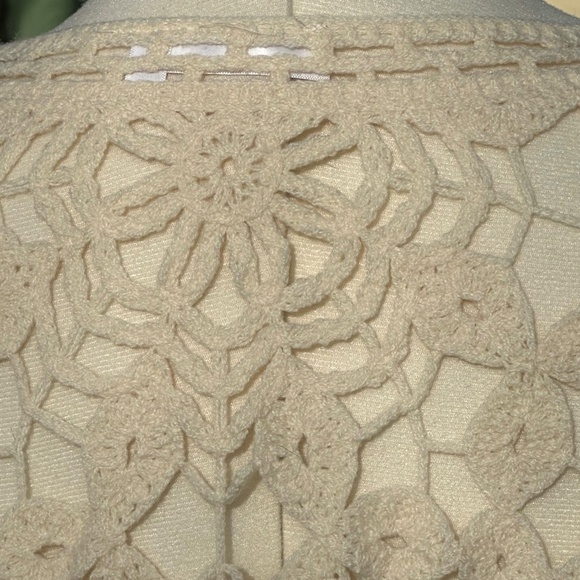 Ivory Crochet Floral Bell Sleeve Sweater XL | Boho Cottage Festival 70s Retro - Picture 6 of 7